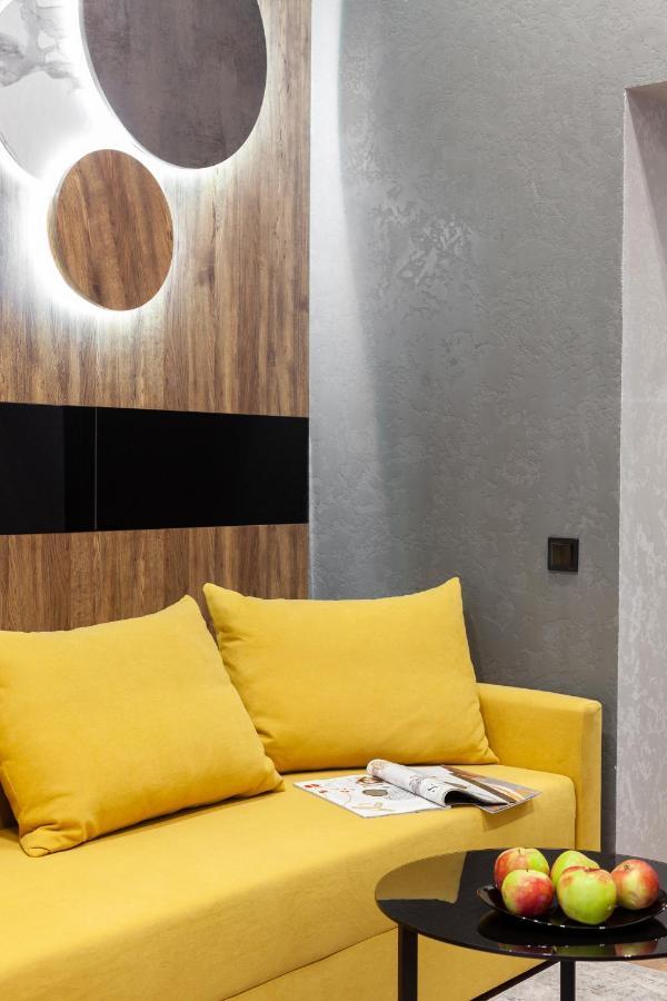 Dream Apartament On Drahomanova Street Lviv Kültér fotó
