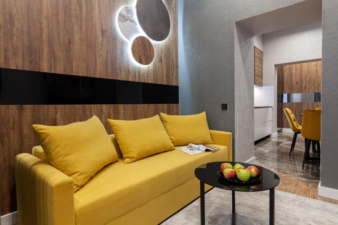Dream Apartament On Drahomanova Street Lviv Kültér fotó